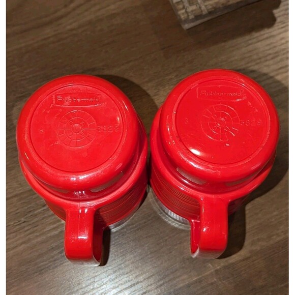 Vintage Lot Of 2 Red Ribbed Rubbermaid  Cups Tumblers With Handles #3829 - Picture 3 of 5